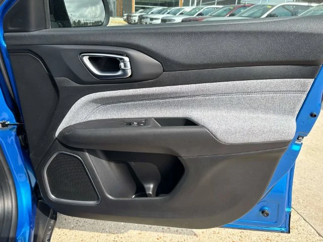 2026 Jeep Compass Latitude - Photo 25