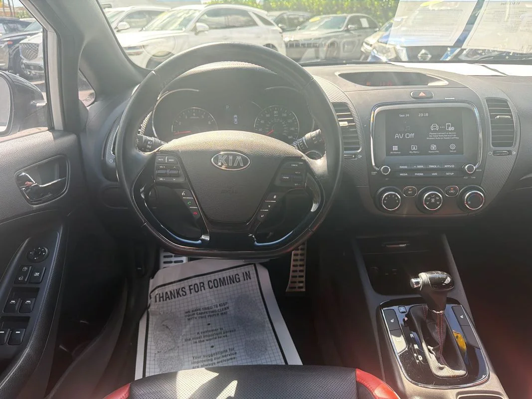 Used 2018 White Kia SX image 18