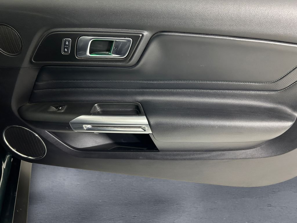 Used 2019 Green Ford Bullitt image 15