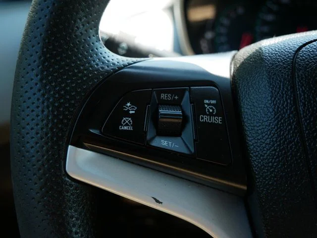Used 2020 White Chevrolet LT image 18