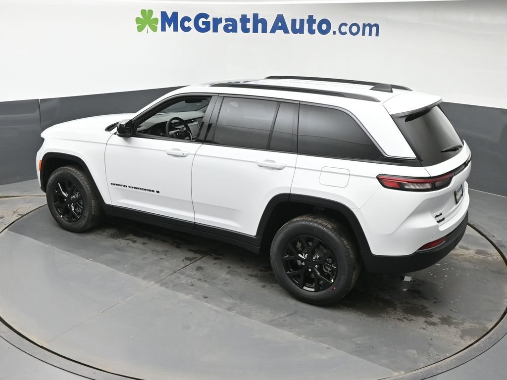 2026 Jeep Grand Cherokee Laredo - Photo 22