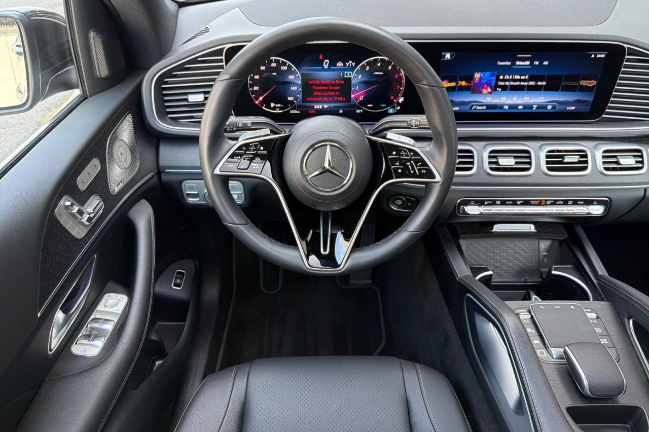 Used 2026 OBSIDIAN BLACK METAL Mercedes-Benz GLE 450 image 13