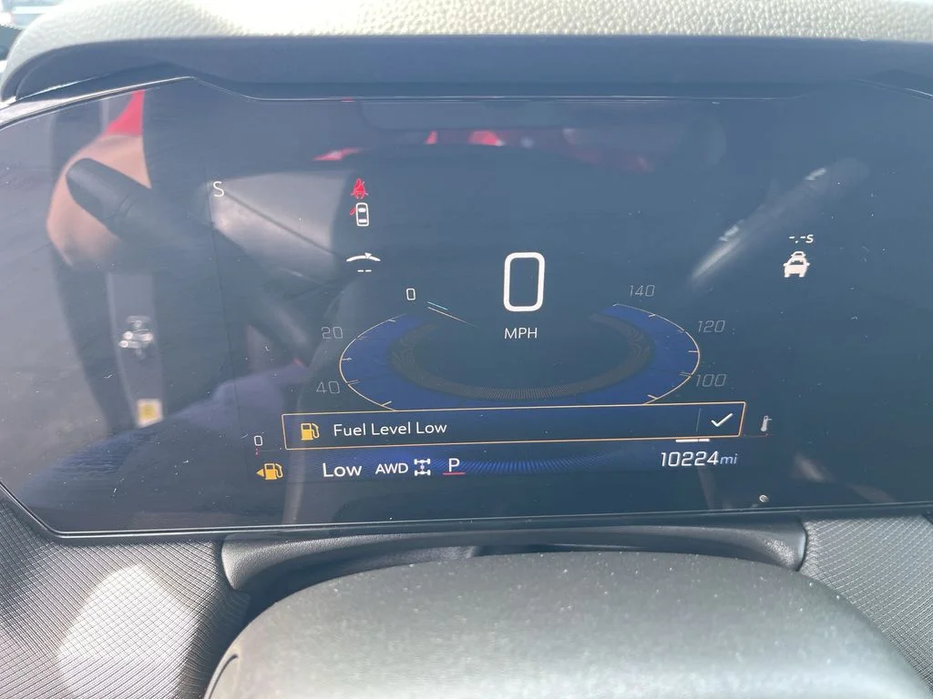 Used 2025 Gray Chevrolet RS image 17