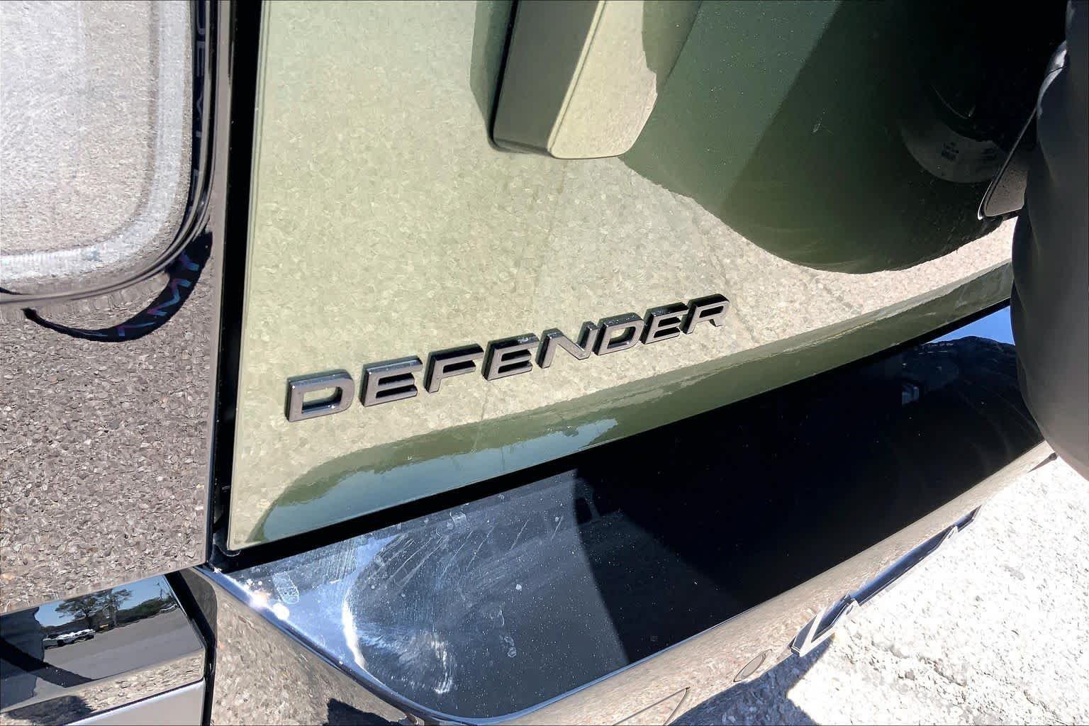 New 2026 Woolstone Green LAND ROVER S image 15