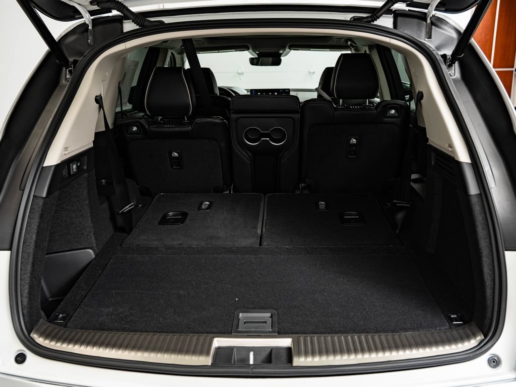 New 2026 Platinum White Pearl Acura Advance Package image 22