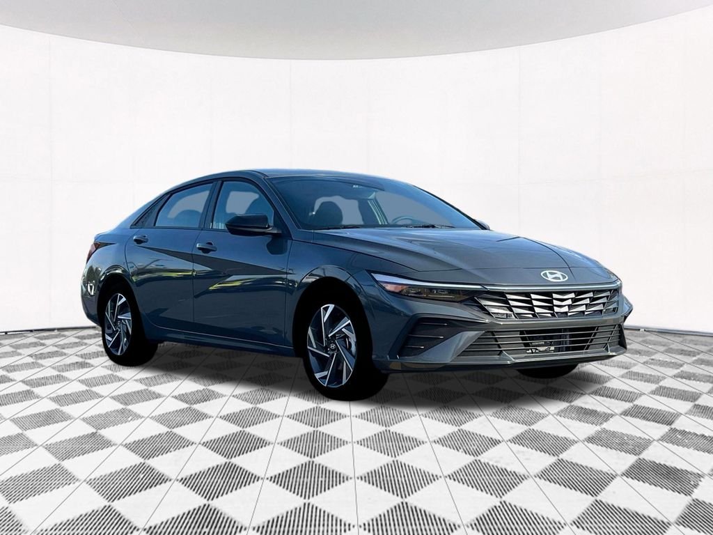 2025 Hyundai Elantra Blue - Photo 17
