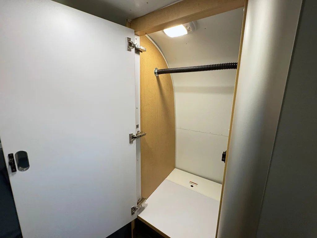 New 2026 SILVER AIRSTREAM  image 38