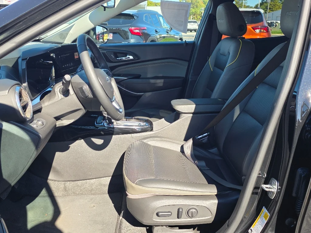 2024 Chevrolet Trax Activ - Photo 30