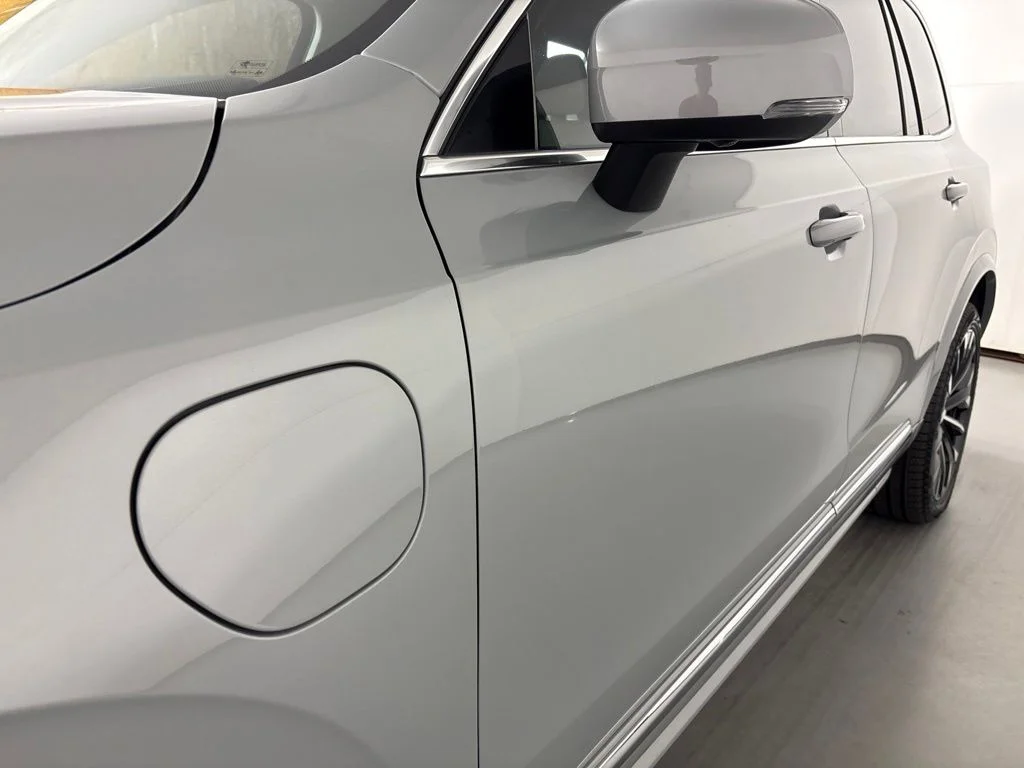 New 2026 Vapour Grey Volvo Ultra image 11
