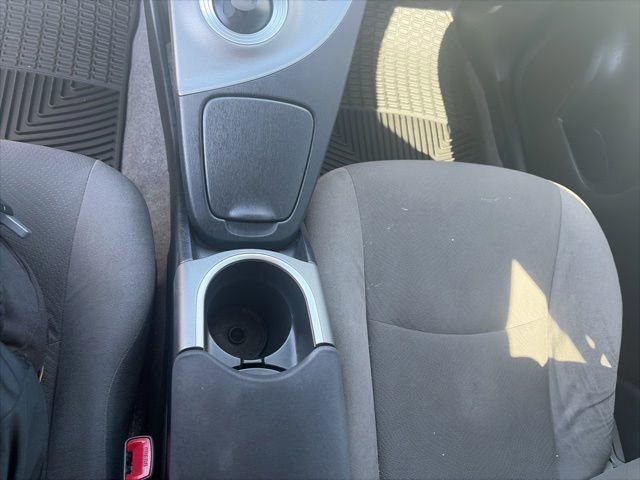 Used 2012 Blue Toyota One image 14