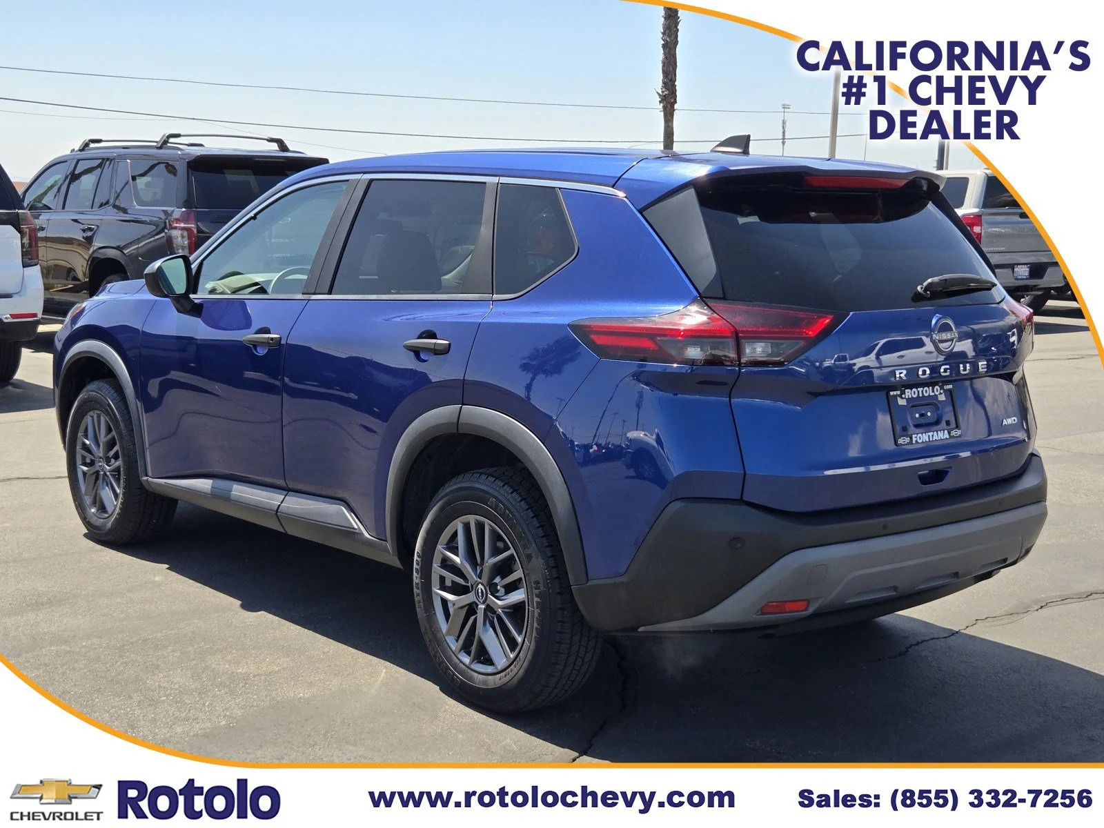 Used 2023 Caspian Blue Metallic Nissan S image 5