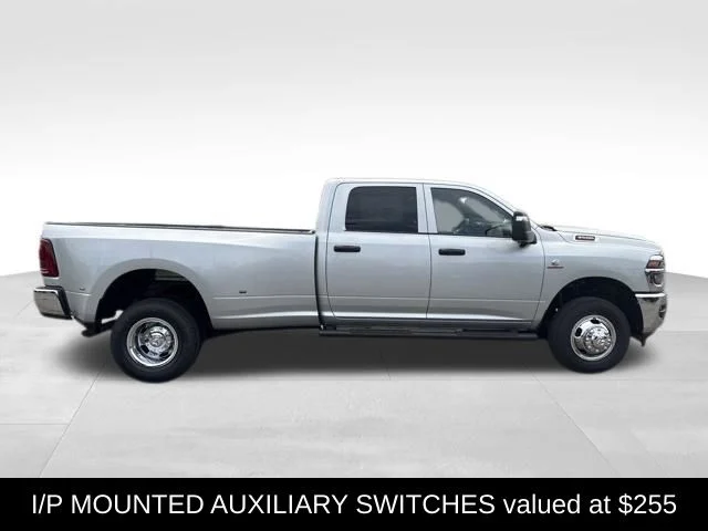 New 2026 Silver-Zynith Exterior Paint RAM Tradesman image 10