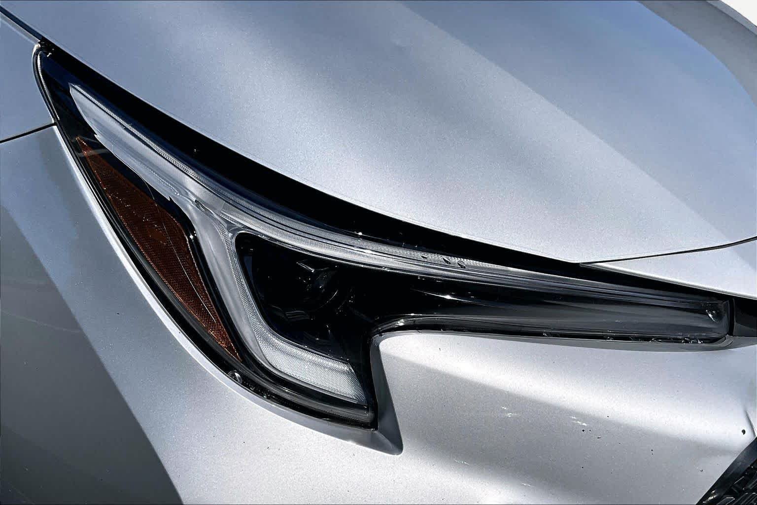 Used 2025 Classic Silver Metallic Toyota SE image 28