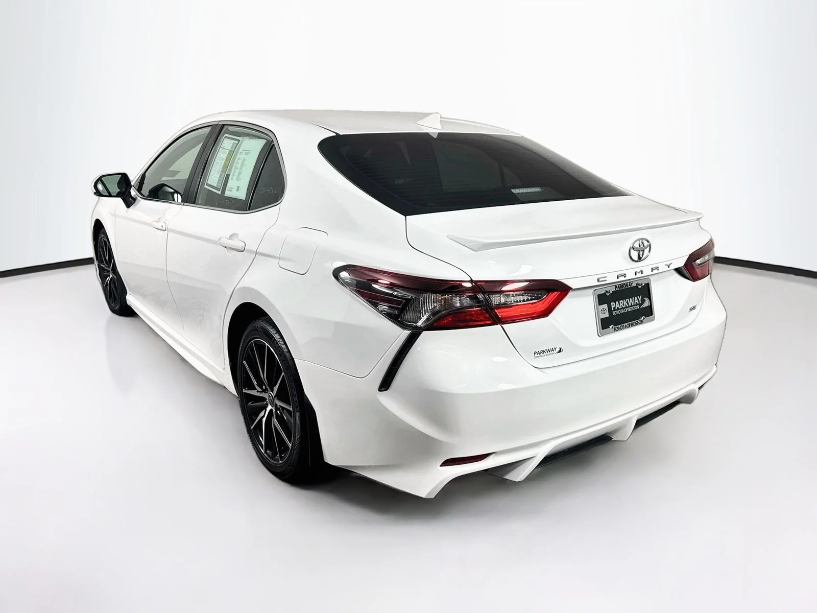 Certified Used 2022 White Toyota SE image 5