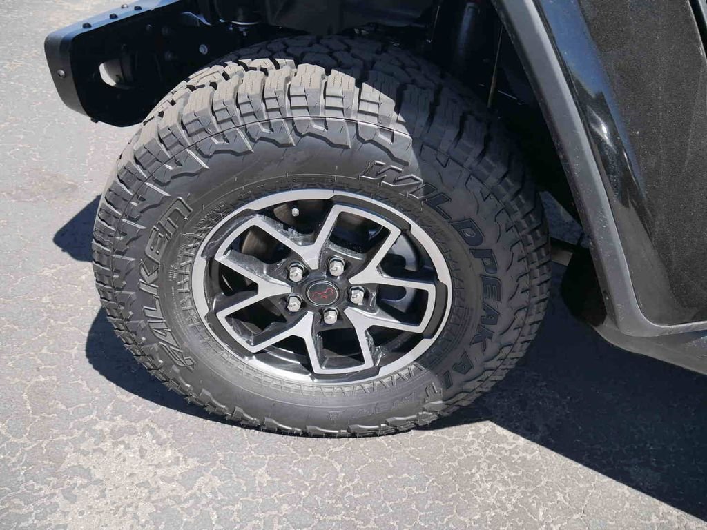 New 2026 Black Clearcoat Jeep Rubicon image 11