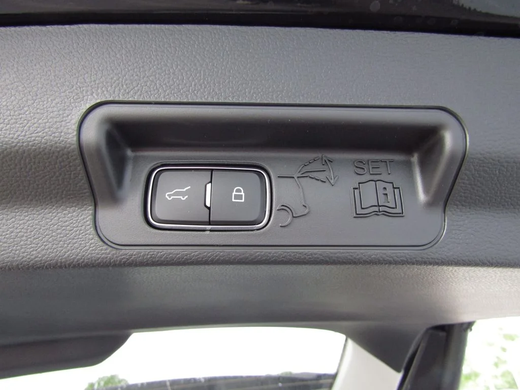 New 2026 Agate Black Metallic Ford Active image 9