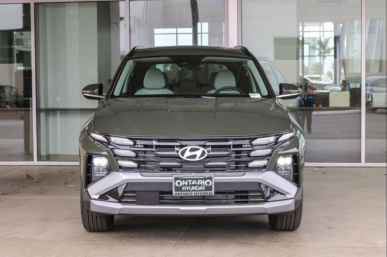New 2026 Green Hyundai SEL Premium image 3