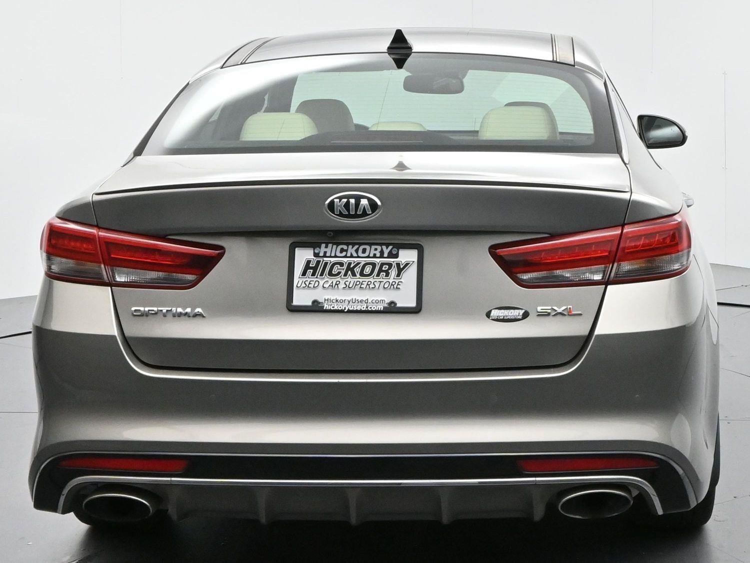 Used 2016 Titanium Silver Kia SXL Turbo image 6