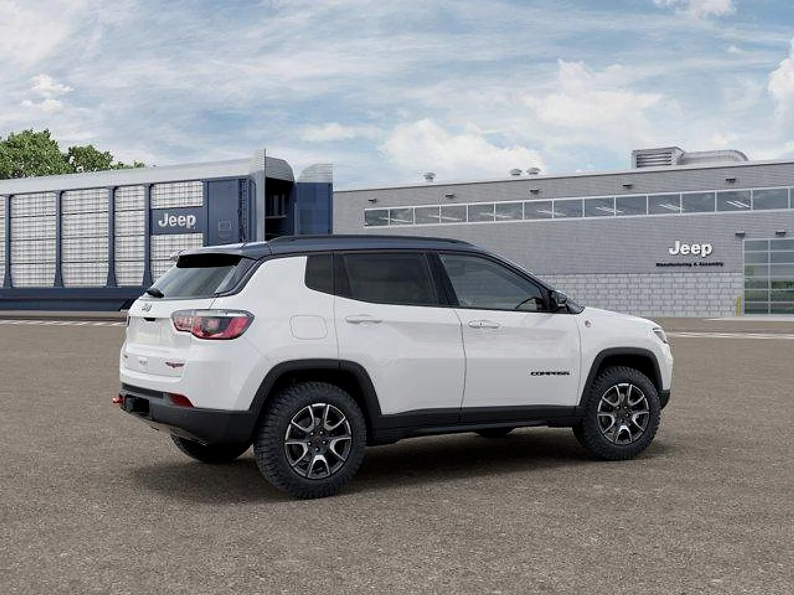 New 2026 Bright White Clear-Coat Exterior Paint Jeep Trailhawk 4x4 image 4