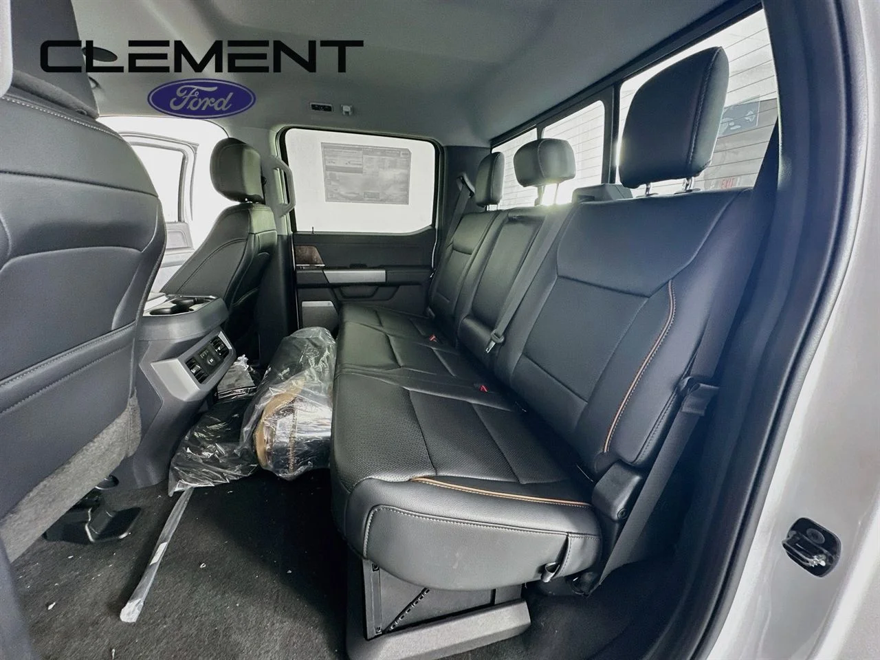 New 2026 Oxford White Ford F-350® Lariat® image 30