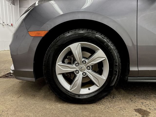 Used 2018  Honda EX-L image 17
