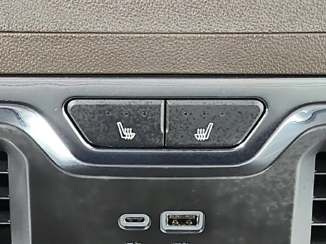 2026 GMC Sierra 1500 SLT - Photo 45