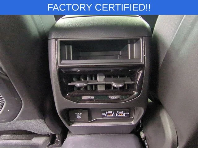 Used 2025 White/off-white Jeep Laredo X image 32