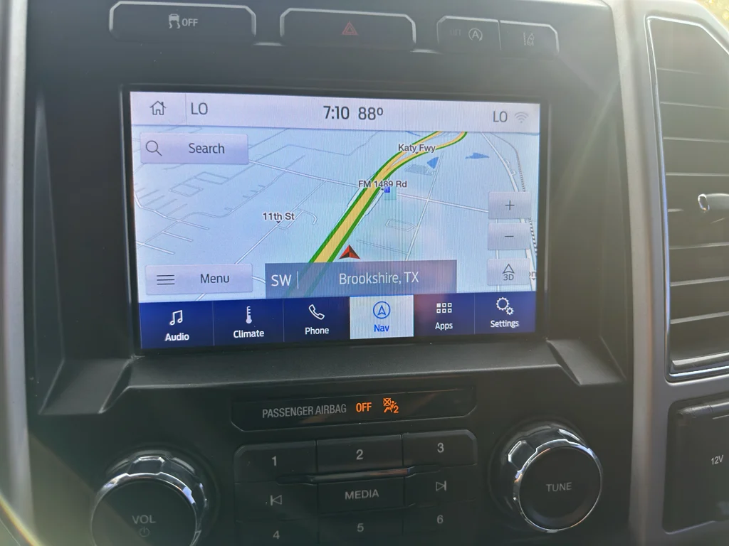 Used 2020 Oxford White Ford LARIAT image 11
