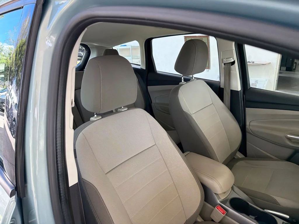 Used 2014 White Ford SE image 20