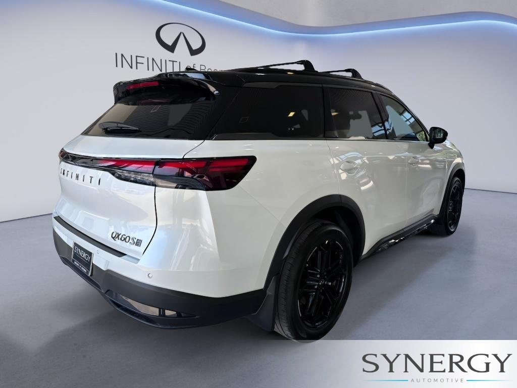 New 2027 2T RAD WHT INFINITI Sport AWD image 6