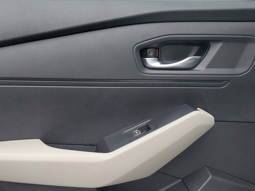 2025 Honda Accord Hybrid EX-L - Photo 14