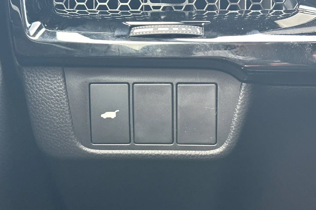 New 2027 Platinum White Pearl Honda Sport Touring image 31