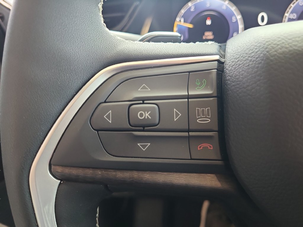 Used 2026 Silver Jeep Altitude image 19