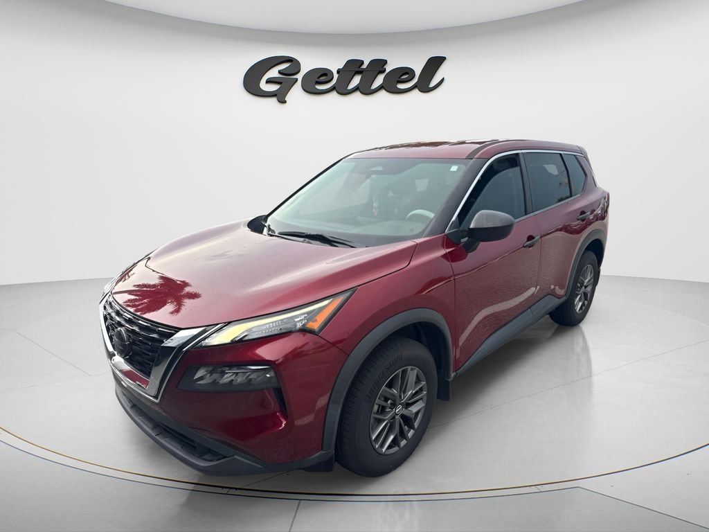 Used 2021 Red Nissan S image 1