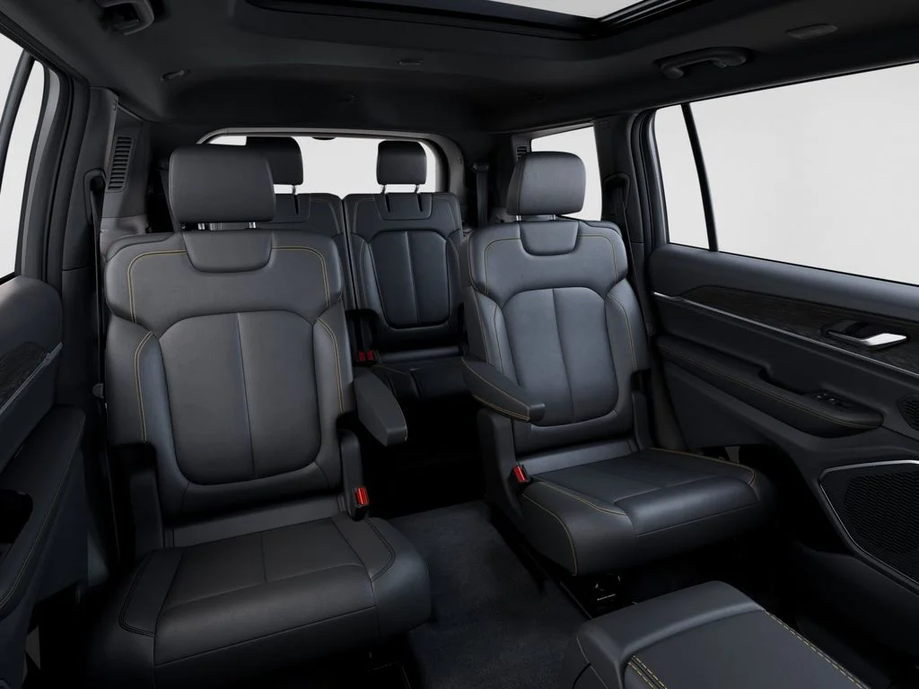 New 2026 Silver Zynith Jeep  image 15
