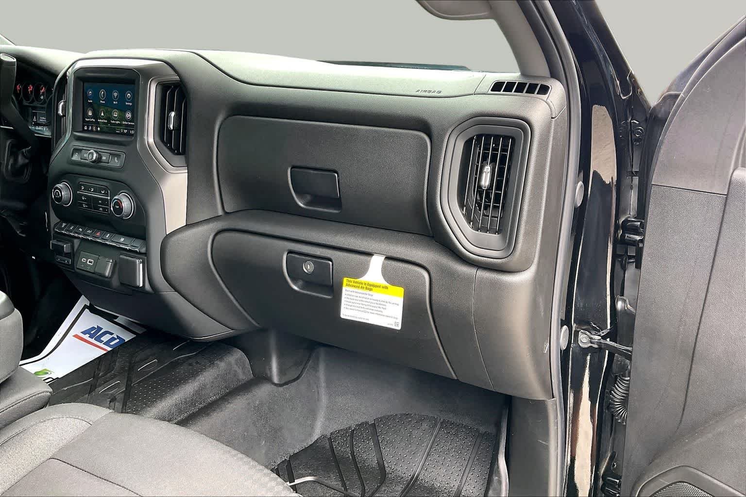 Used 2025 Black Chevrolet Custom image 18