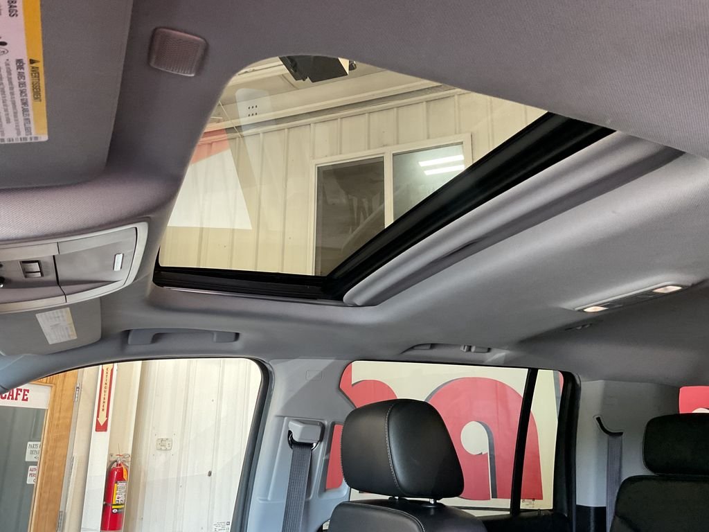 Used 2017 Gray Chevrolet LT image 31