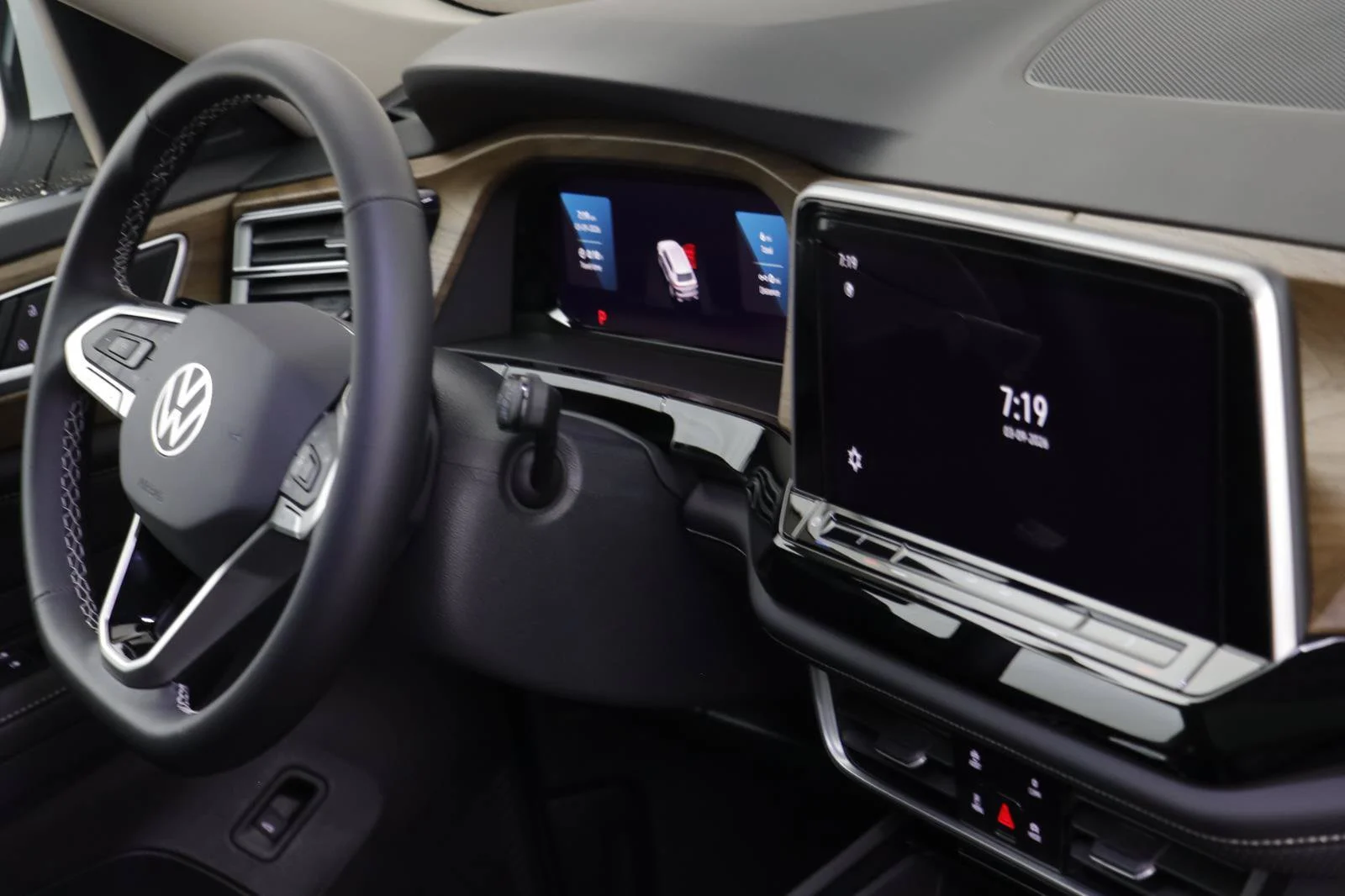 2026 Volkswagen Atlas SE w/Tech - Photo 21