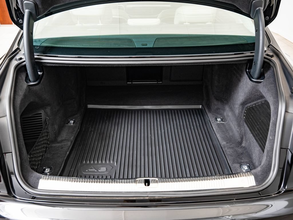 Used 2025 Mythos Black Metallic Audi L 55 image 21
