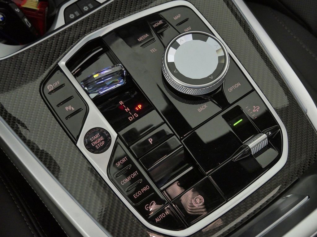 New 2027 Mineral White Metallic BMW M60i image 48