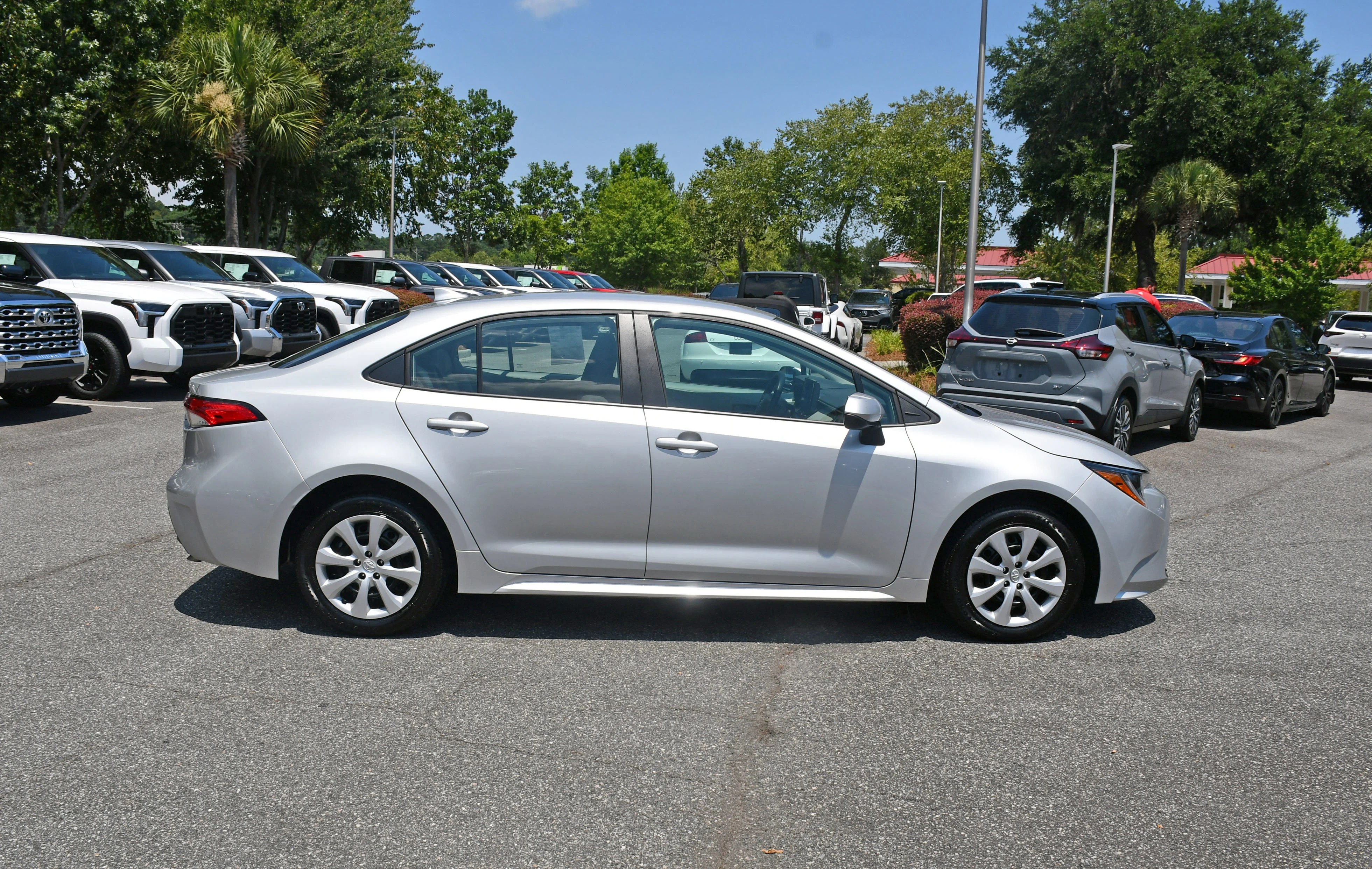Used 2025 Silver Toyota LE image 5