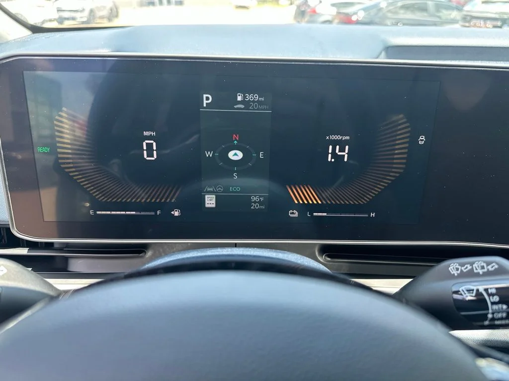 New 2026 White Kia EX image 14