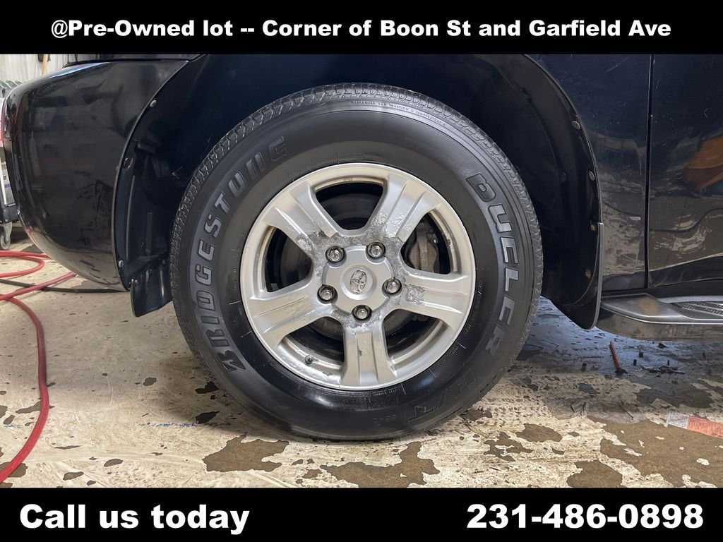 Used 2008  Toyota Limited image 10