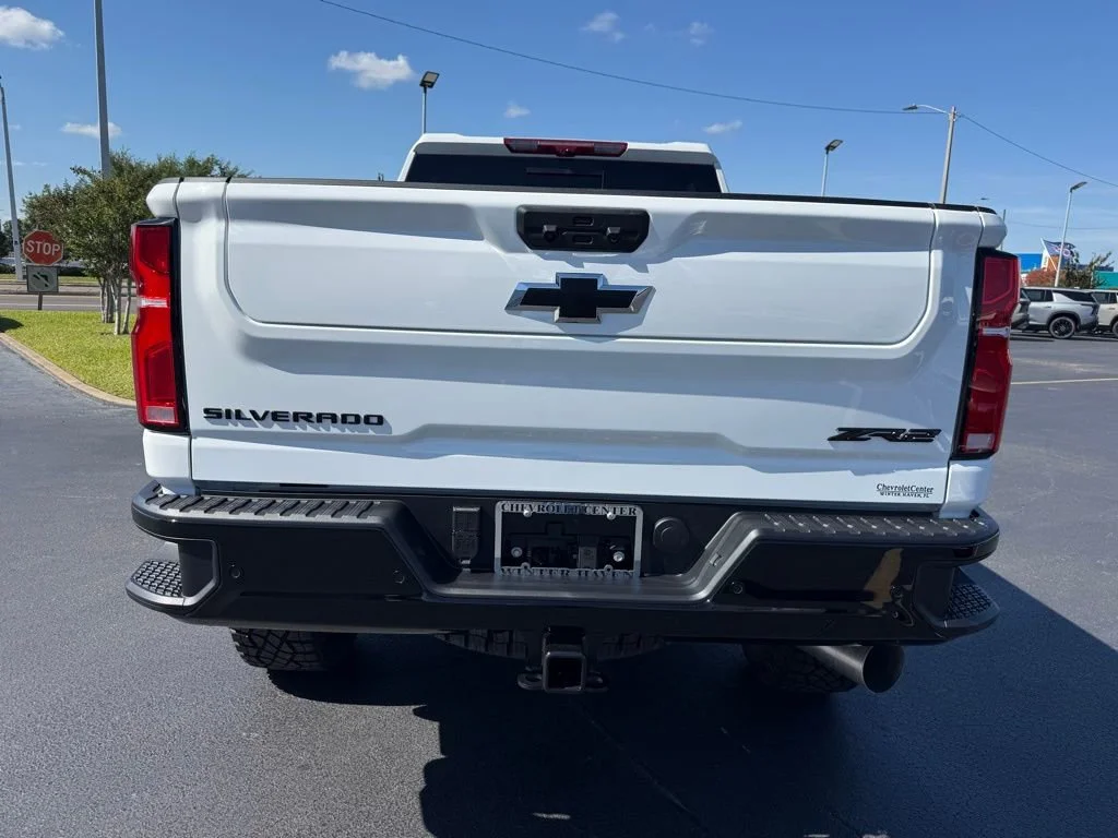 New 2026 Summit White Chevrolet ZR2 image 7