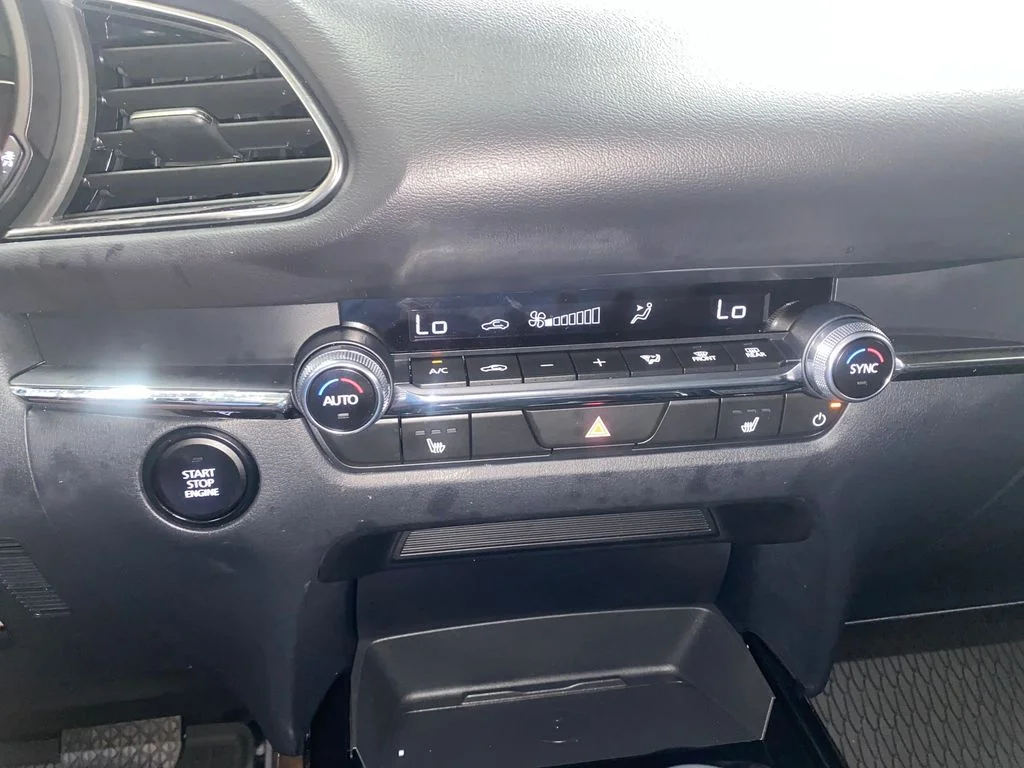 2025 Mazda CX-30 Premium - Photo 27