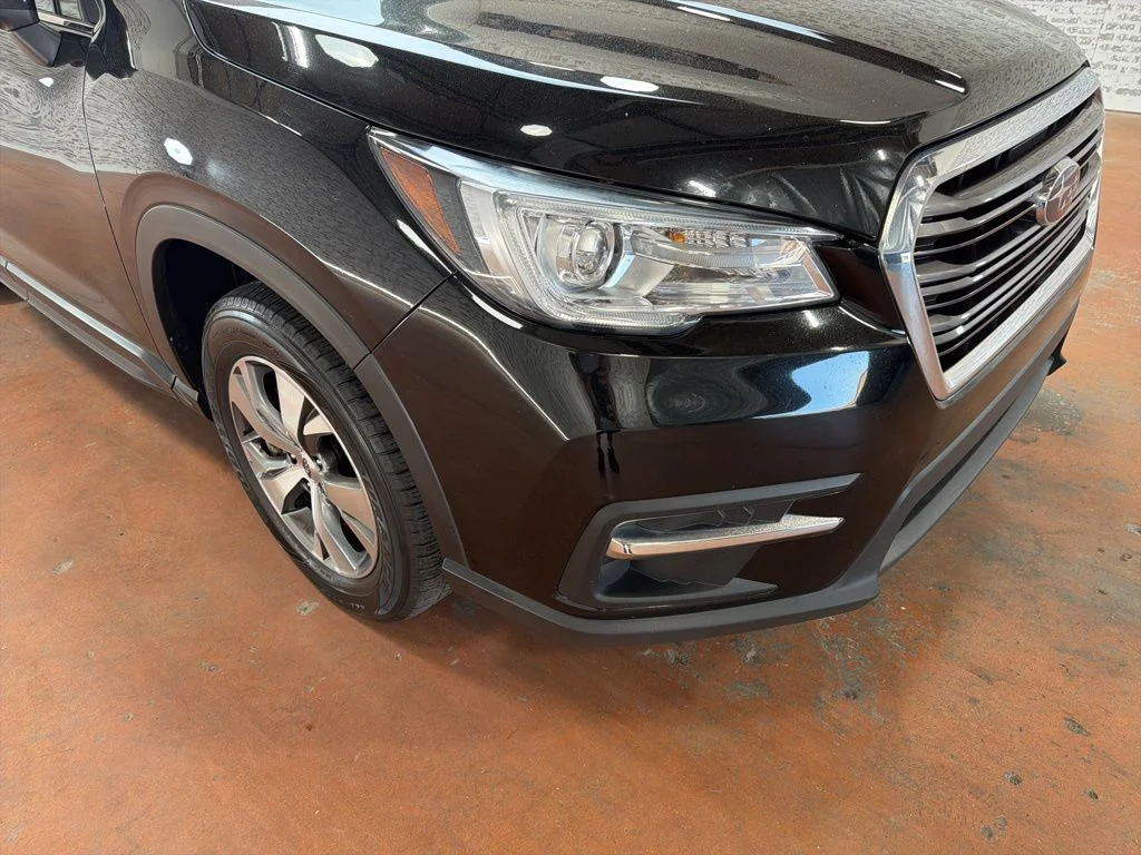 Used 2022 Black Subaru Premium image 9