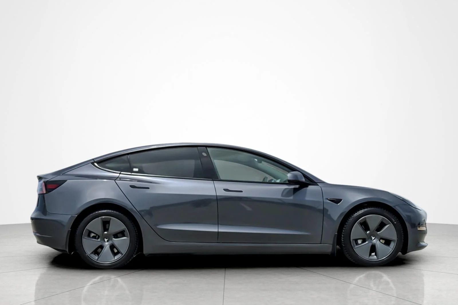 Used 2022 GRAY Tesla Long Range image 6