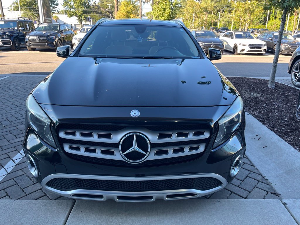 Used 2018 Black Mercedes-Benz GLA 250 image 3