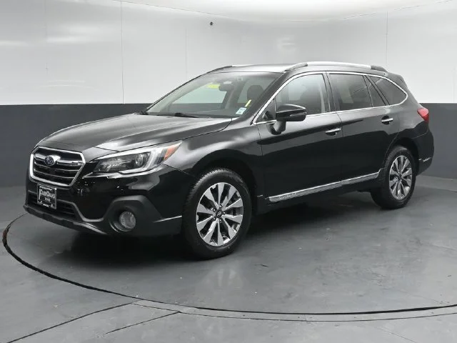 Used 2019 Crystal Black Silica Subaru 2.5i image 3