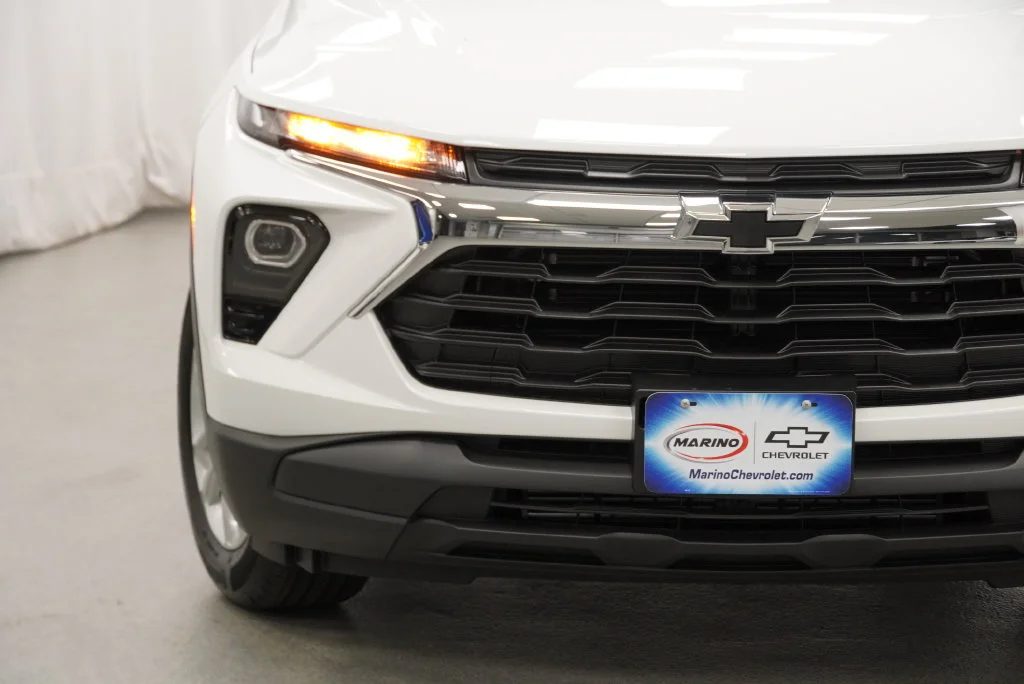 New 2026 Summit White Chevrolet LS image 10
